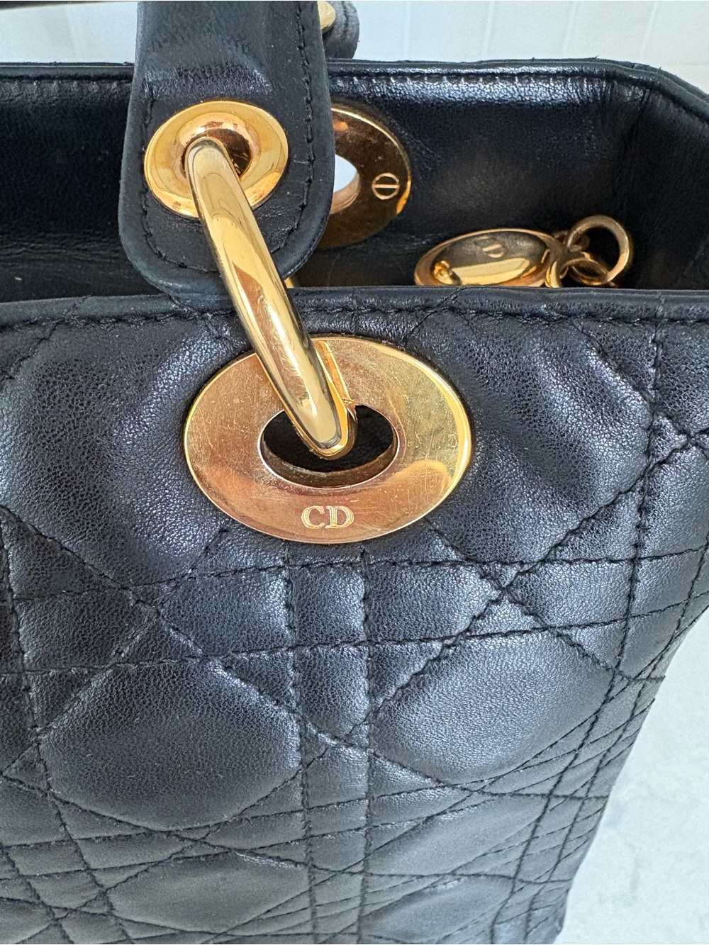 Medium Lady Dior Black GHW - Picture 3 of 13